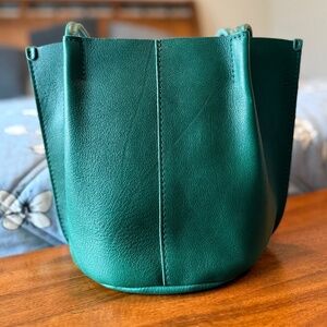 Portland Leather Bacalar Almost Perfect Devan Bucket Tote